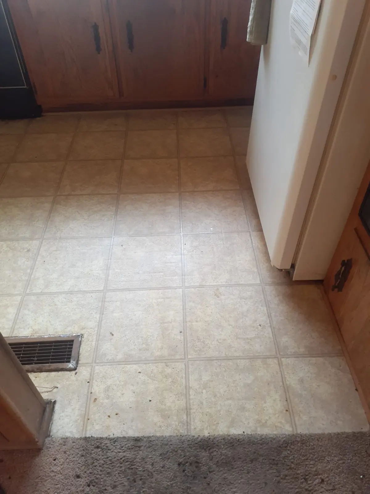 Clean floor after a cleaning by Sofia's House Cleaning